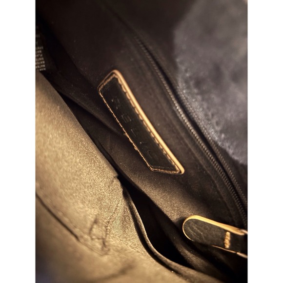 RELIC by Fossil Black Crossbody Bag Shoulder Bag 3 Zippered Compartments - Picture 8 of 8